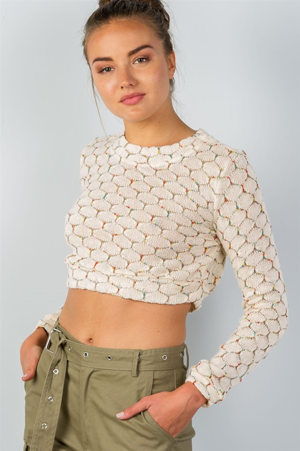 Round Neckline Hexagon Print Crop Pullover